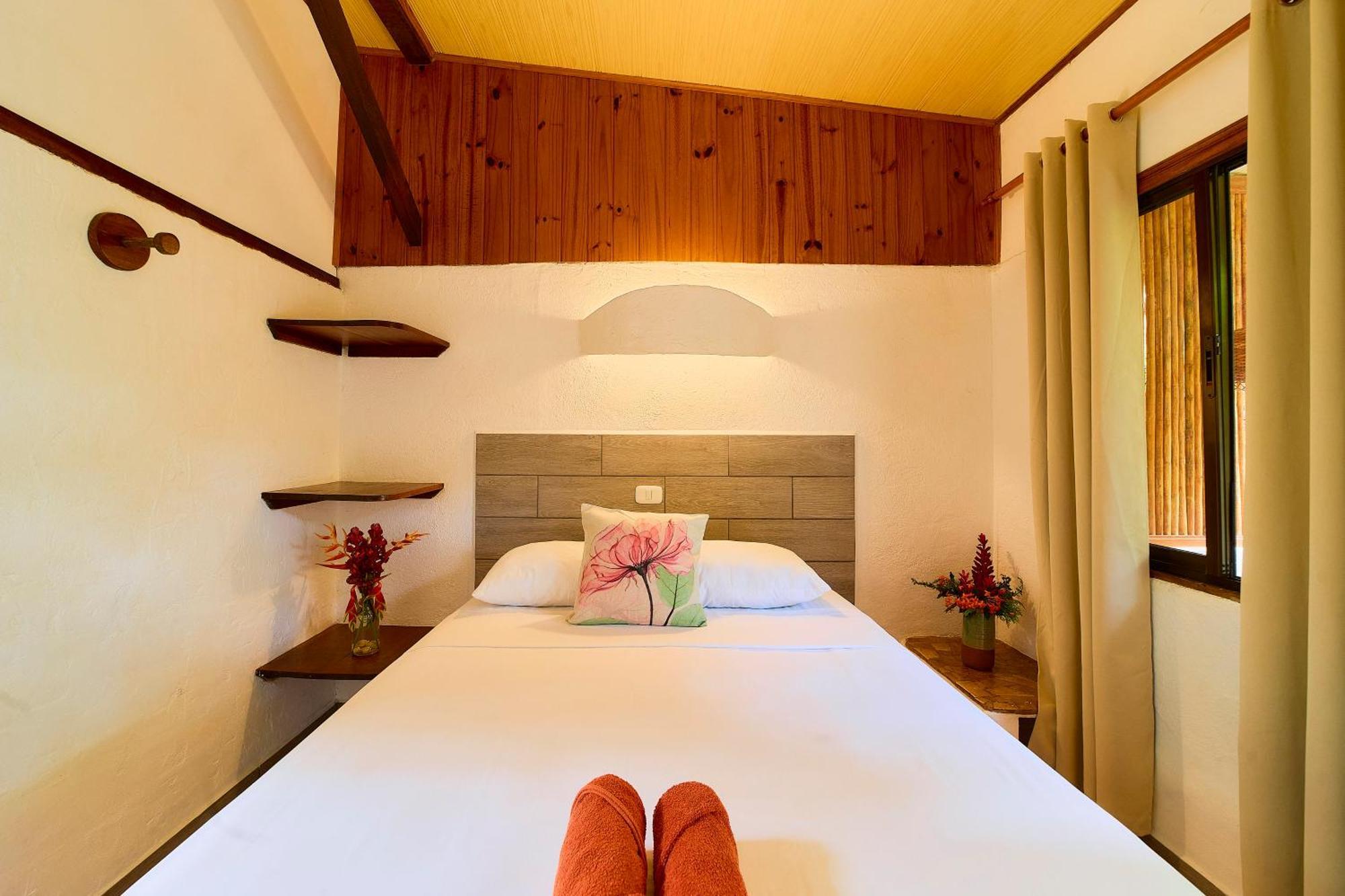 Cabinas Montesol Puerto Viejo de Talamanca Екстериор снимка
