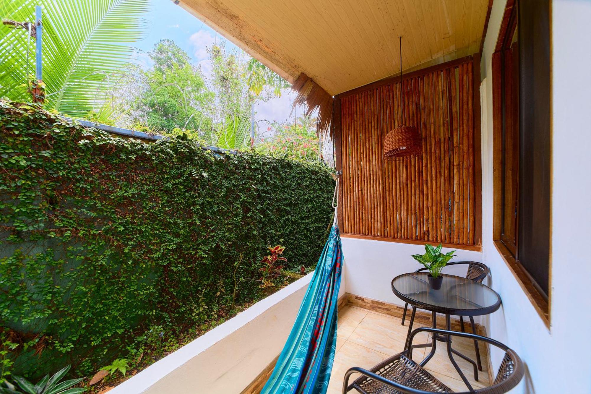 Cabinas Montesol Puerto Viejo de Talamanca Екстериор снимка
